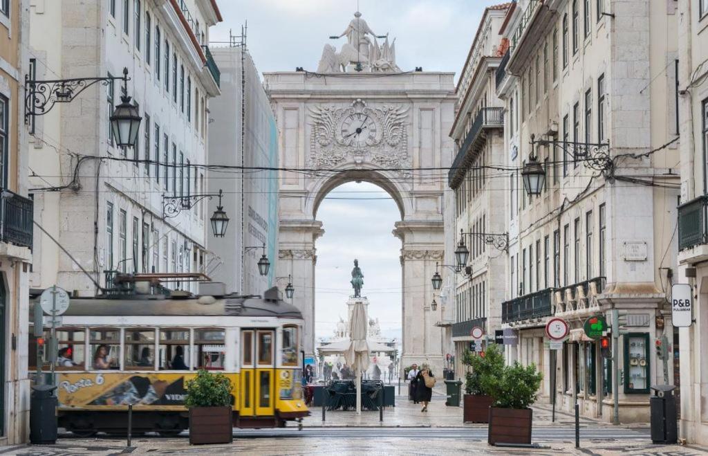 Privat bolig Com Varanda Na Rua Dos Douradores